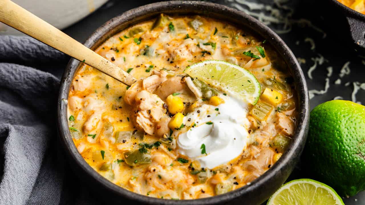 Easy White Chicken Chili: Secrets to a Crowd-Pleasing Cookoff Winner